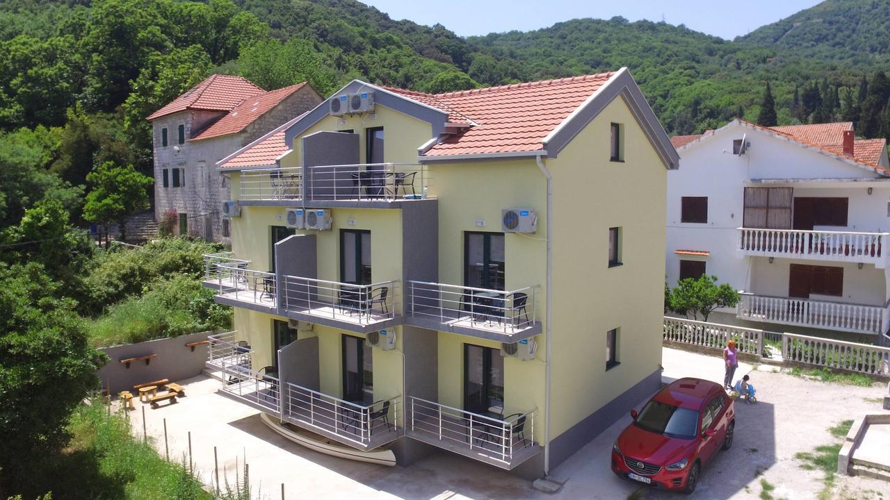 Apartments 4 Sailors Kamenari Exterior photo